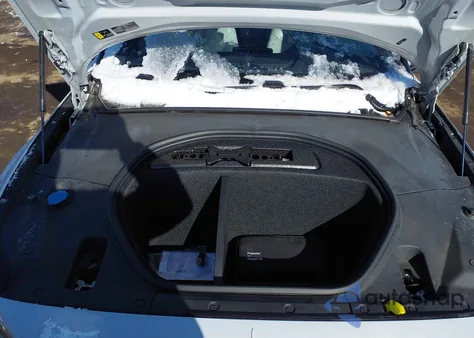 2023 Polestar 2 Long Range Dual Motor/Long Range Dual Motor Plus z USA, uszkodzony, nr VIN YSMED3KA5PL121797